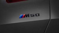 شعار M50 في مؤخرة BMW X3 M50 xDrive