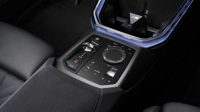 لوحة التحكم على الكونسول الوسطي لسيارة BMW X3 M50 xDrive